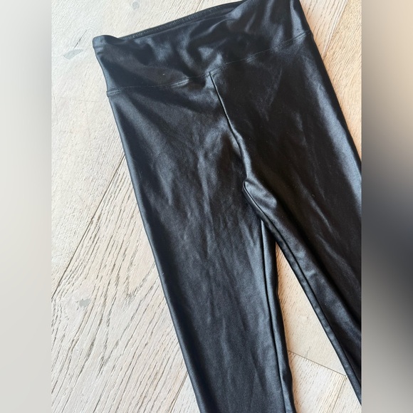 NWOT Koral Lustrous Infinity HR Legging Sold Out Size: Small inseam 25” - Picture 13 of 16